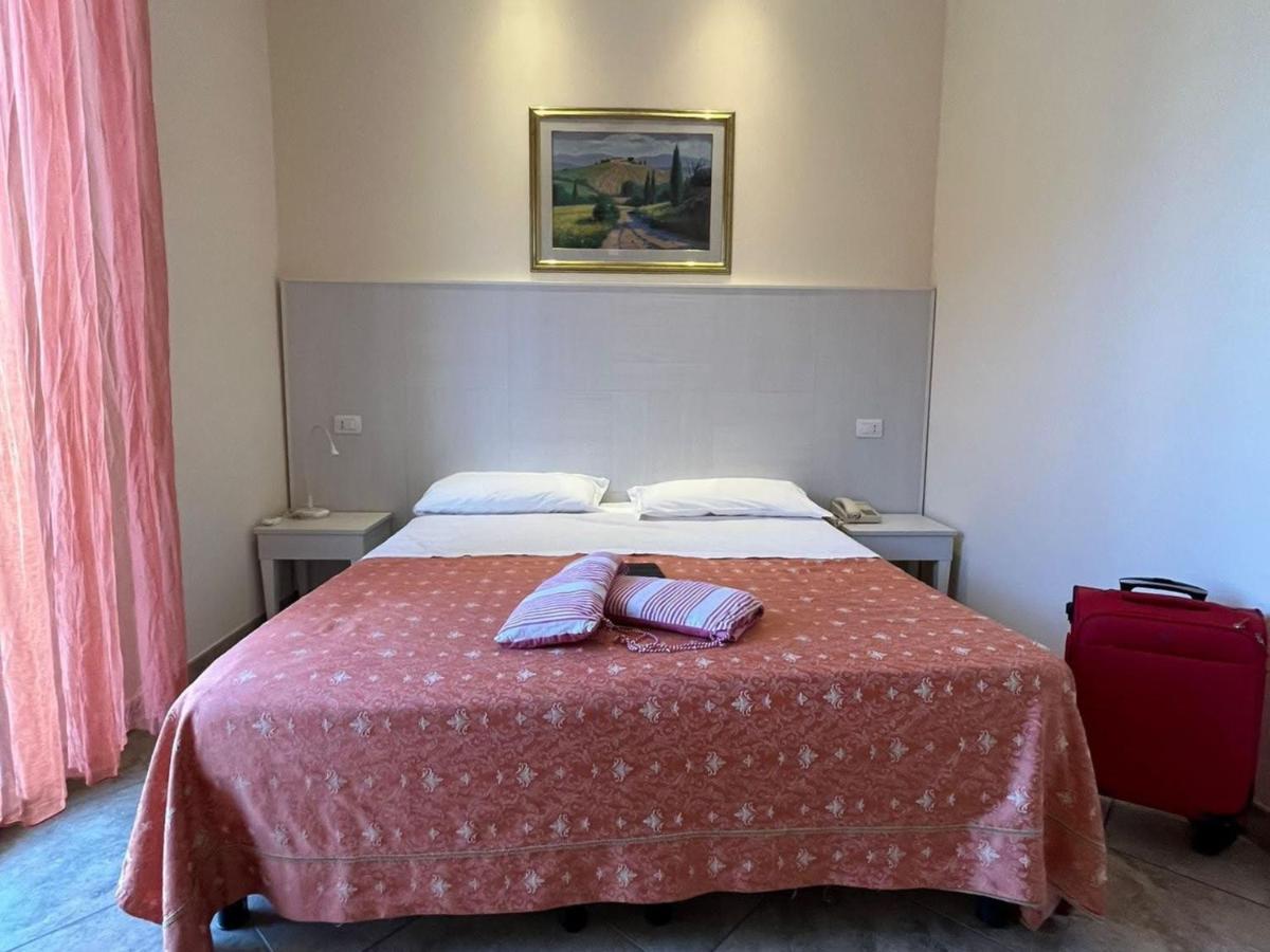 Hotel Franca Milano Marittima Buitenkant foto