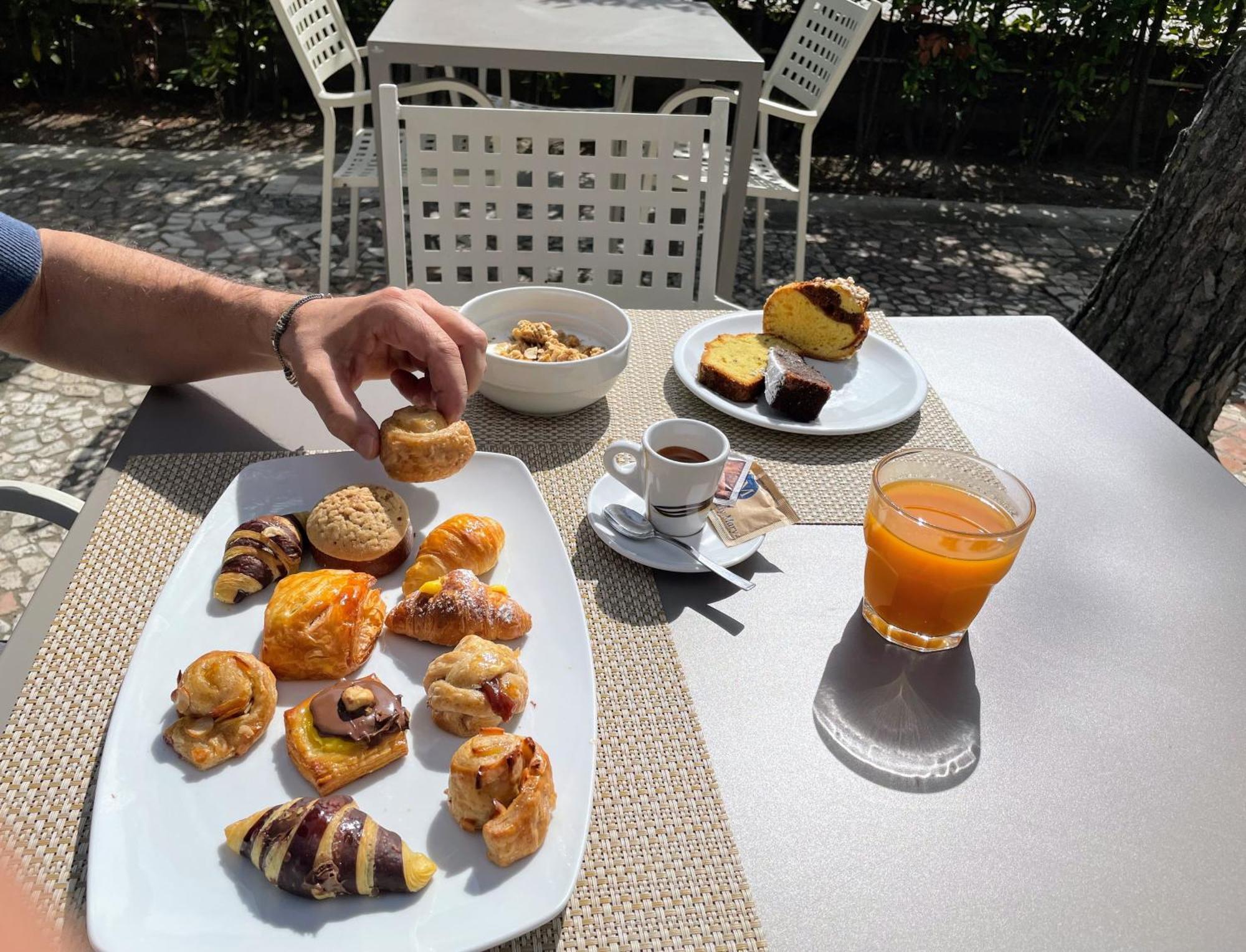 Hotel Franca Milano Marittima Buitenkant foto