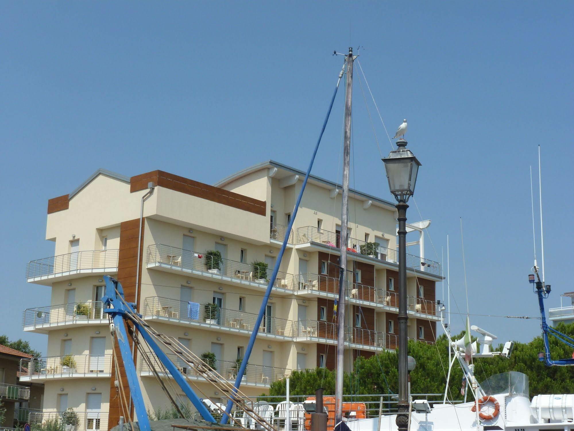Hotel Franca Milano Marittima Buitenkant foto